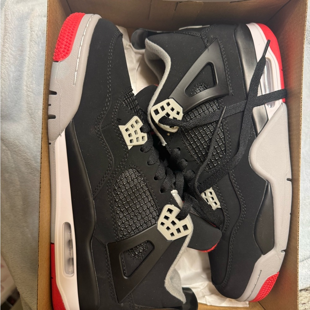 Jordan 4 high end reps Black and Red size 10